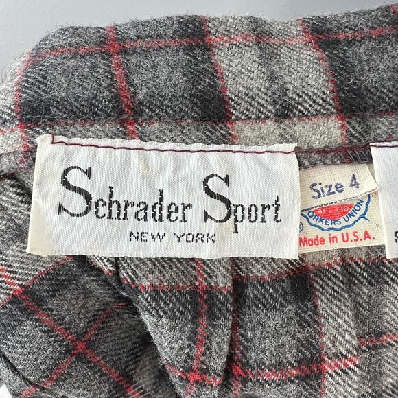 VINTAGE Schrader Sport New York Plaid Pleated Skirt Preppy Academia Gray Beige 4 - Picture 8 of 10